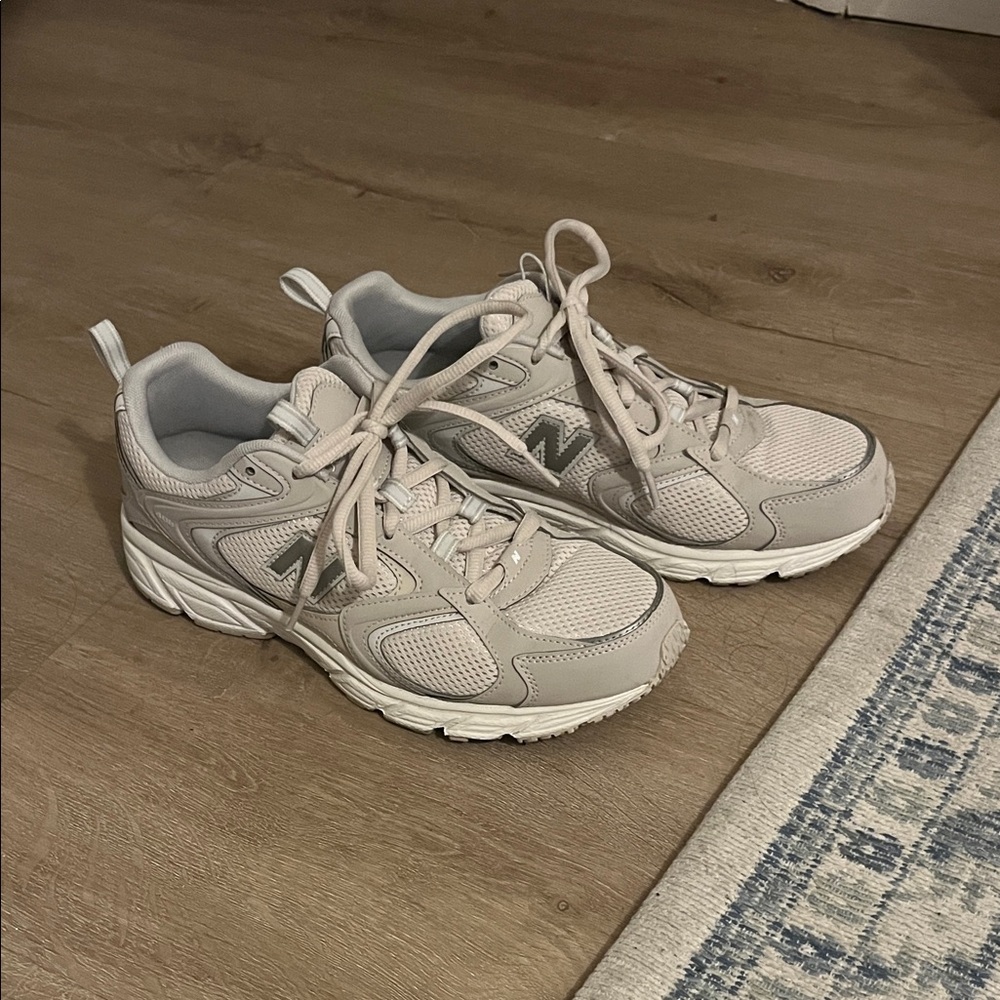 New Balance Women's Off-White and Gray Athletic Shoes